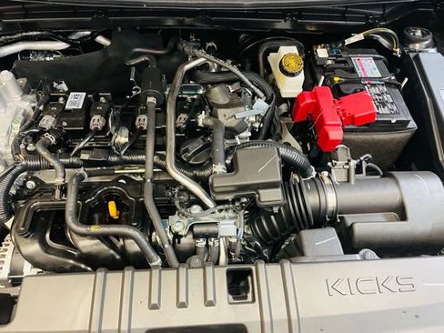 New 2026 Nissan Kicks SR AWD/4WD image 20