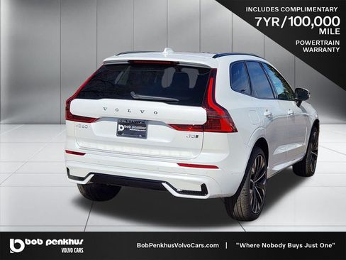 New 2026 Volvo XC60 B5 Ultra w/ Climate Package image 24