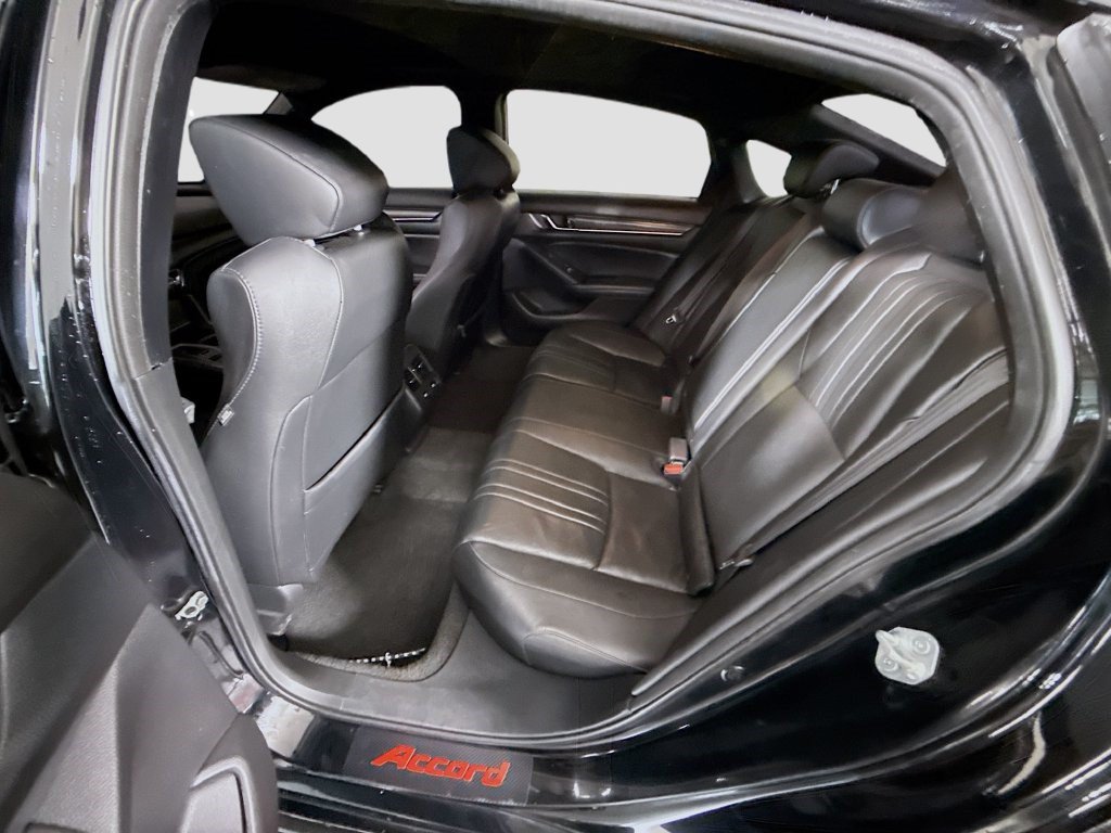 Used 2021 Honda Accord Touring image 24