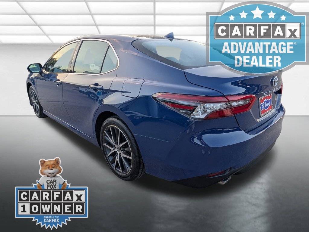 Used 2024 Toyota Camry XLE w/ Cold Weather Package FWD image 2