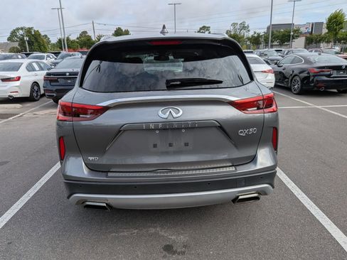 Used 2019 INFINITI QX50 Essential w/ Premium Heat Package AWD/4WD image 3