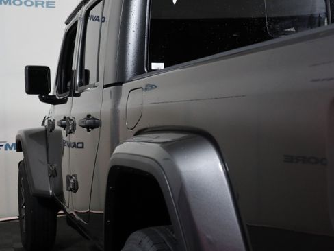 New 2026 Jeep Gladiator Sport AWD/4WD image 10