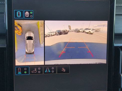 Certified 2026 GMC Acadia Elevation FWD image 18