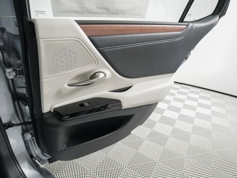 New 2025 Lexus ES 350 w/ Premium Package image 15