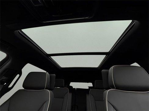 New 2026 GMC Yukon Elevation image 26