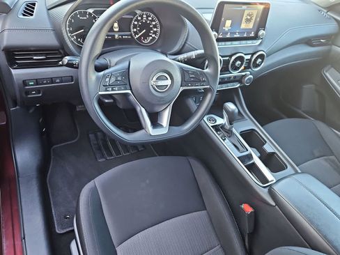 Used 2024 Nissan Sentra SV image 2