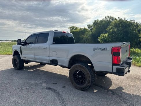 Used 2025 Ford F350 Lariat w/ Lariat Ultimate Package AWD/4WD image 5