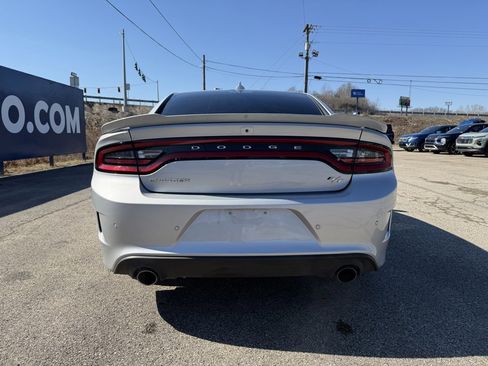 Used 2019 Dodge Charger R/T image 6
