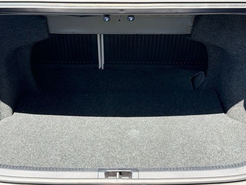 Used 2017 Toyota Camry XLE image 29