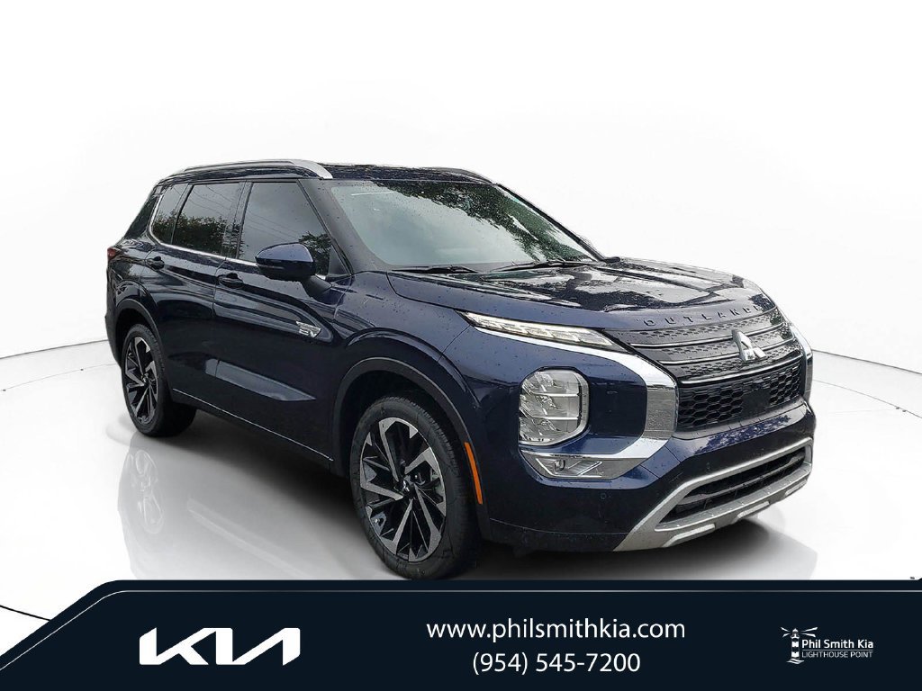Used 2025 Mitsubishi Outlander SEL AWD/4WD image 1