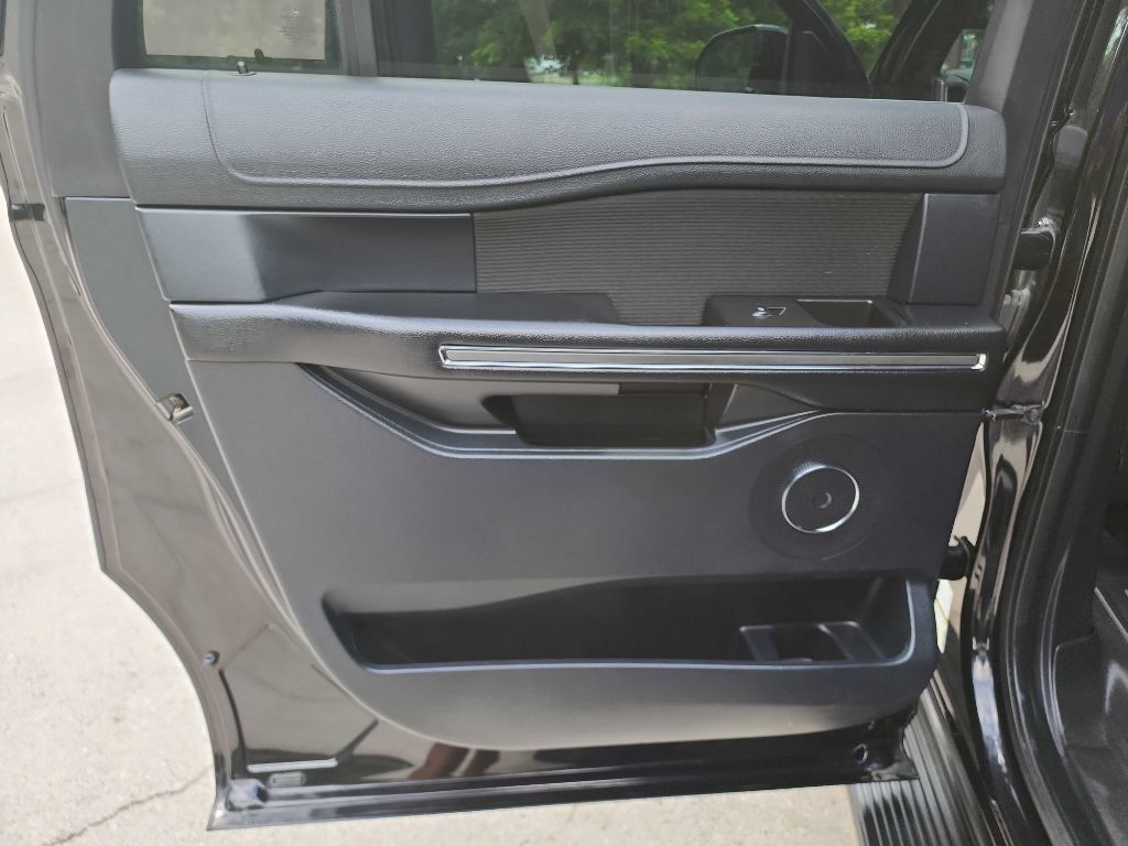 Used 2020 Ford Expedition Max XLT RWD image 29