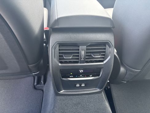 Used 2025 BMW 330i xDrive Sedan image 35