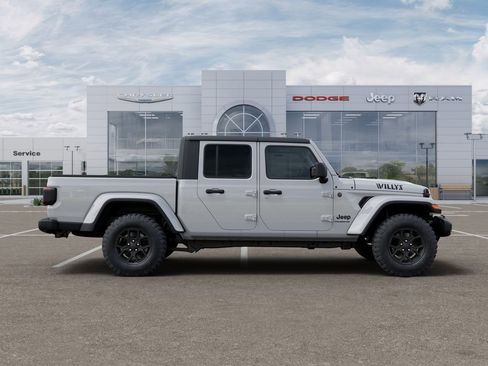 New 2025 Jeep Gladiator Willys image 21
