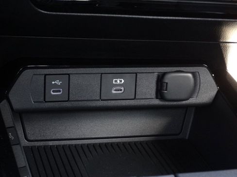 New 2026 Toyota Prius Plug-In Hybrid image 23