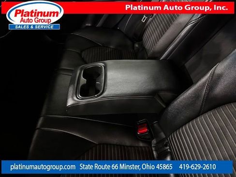 Used 2018 Toyota Camry SE image 29