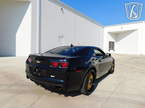 Used 2013 Chevrolet Camaro SS w/ RS Package RWD image 26