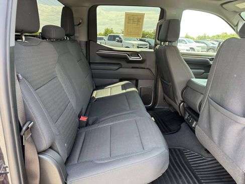 Used 2024 Chevrolet Silverado 1500 RST AWD/4WD image 15