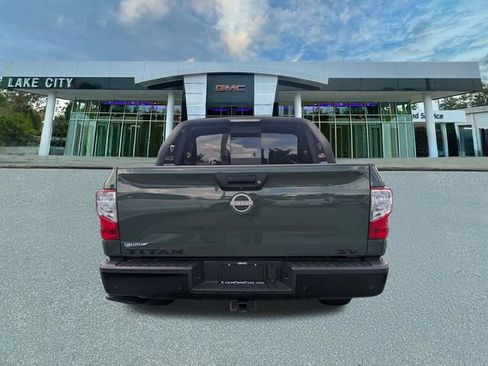 Used 2024 Nissan Titan SV w/ SV Bronze Edition Package RWD image 4
