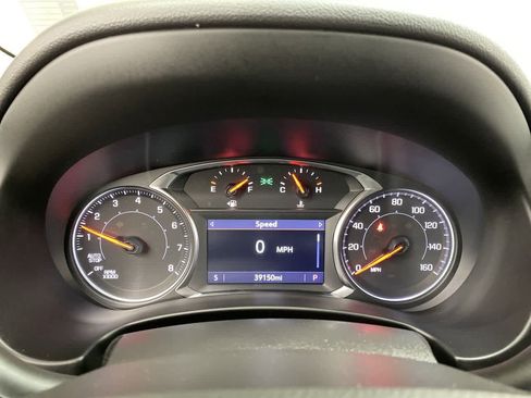 Used 2023 GMC Terrain SLT image 29