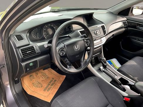 Used 2015 Honda Accord Sport image 16