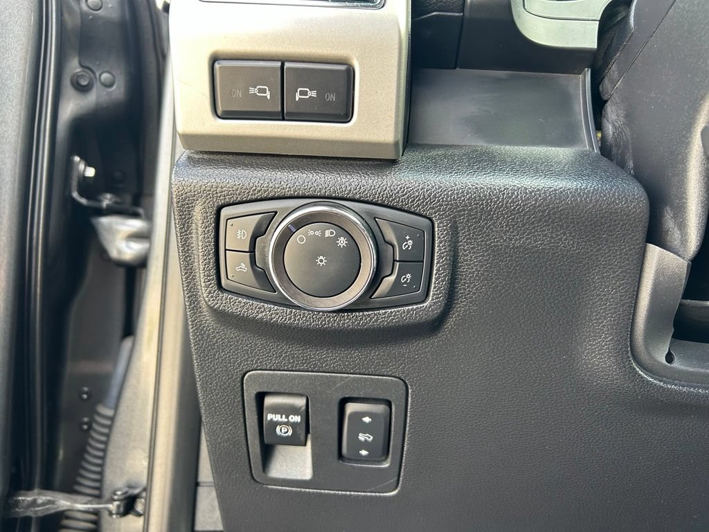 Used 2019 Ford F150 Lariat AWD/4WD image 15