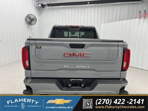 Used 2025 GMC Sierra 1500 Denali AWD/4WD image 4