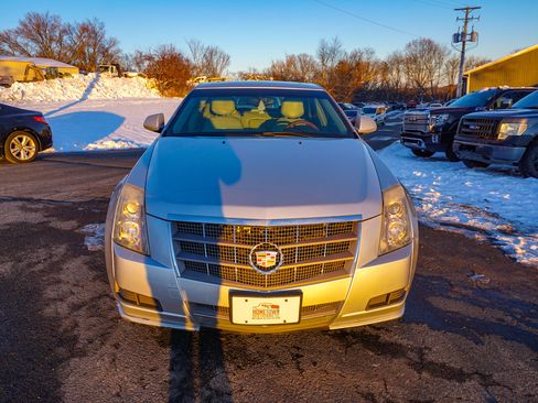 Used 2010 Cadillac CTS Luxury image 9