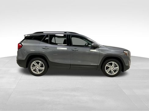 Used 2018 GMC Terrain SLE w/ Driver Convenience Package AWD/4WD image 4