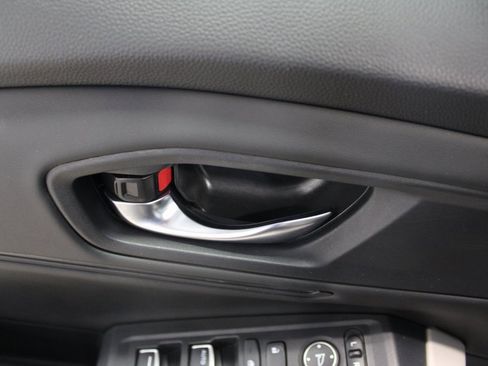 Certified 2023 Honda Accord EX image 12