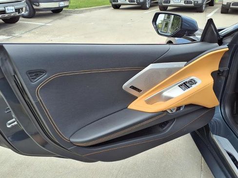 Used 2020 Chevrolet Corvette Stingray Preferred Cpe w/ 2LT Preferred Equipment Group RWD image 19