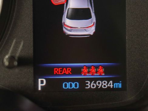 Used 2021 Toyota Corolla LE FWD image 16