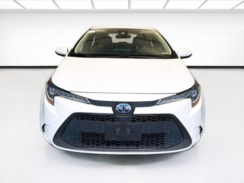 Used 2021 Toyota Corolla LE w/ Carpet Mat Package (TMS) FWD image 2
