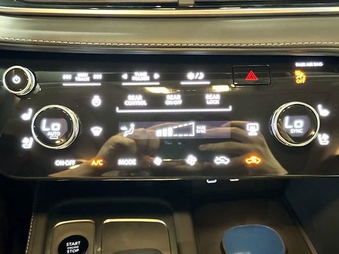 New 2027 INFINITI QX60 Luxe w/ Cargo Package FWD image 16