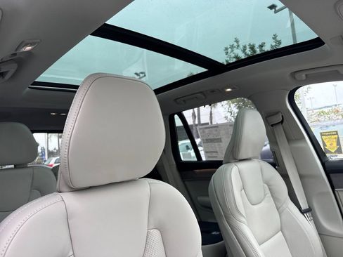 New 2026 Volvo XC90 T8 Ultra w/ Protection Package Premier image 17