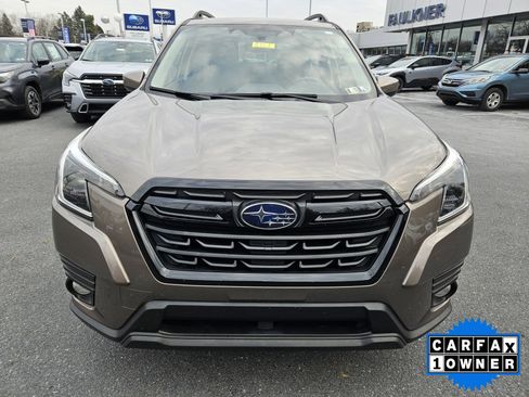 Certified 2023 Subaru Forester Premium image 2