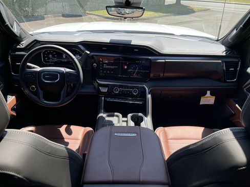 New 2025 GMC Sierra 3500 Denali Ultimate image 57