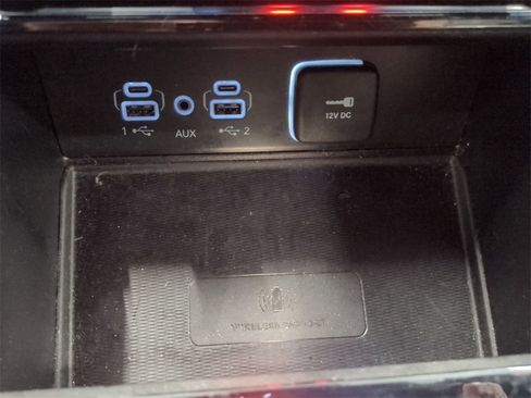 Used 2023 Jeep Grand Cherokee Altitude image 28