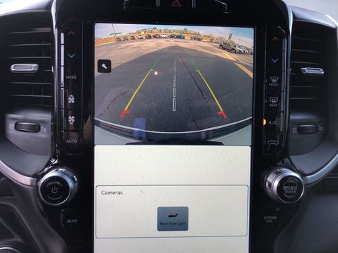 Certified 2022 RAM 1500 Big Horn image 17