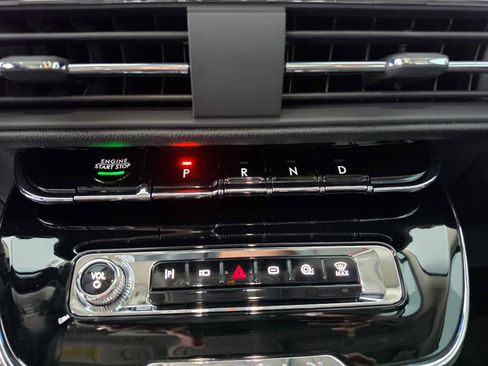 Used 2024 Lincoln Corsair Grand Touring w/ Equipment Group 302A AWD/4WD image 32