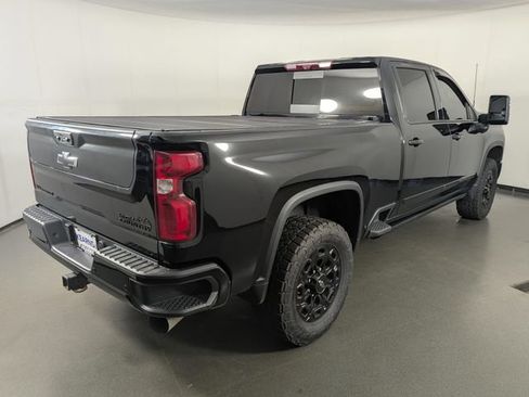 Used 2024 Chevrolet Silverado 3500 High Country w/ Technology Package AWD/4WD image 7
