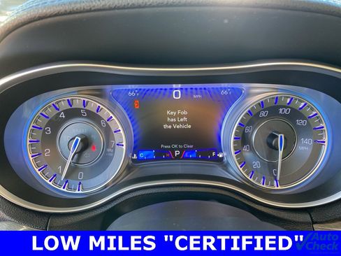 Used 2021 Chrysler 300 Touring w/ Sport Appearance Package image 23