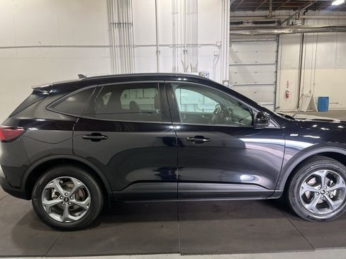 Used 2025 Ford Escape ST-Line Select AWD/4WD image 5