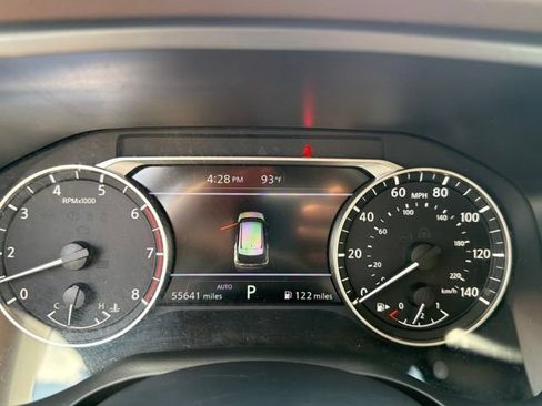 Used 2023 Nissan Rogue SV AWD/4WD image 15