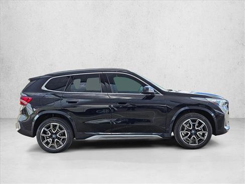 Used 2026 BMW X1 xDrive28i w/ Technology Package AWD/4WD image 4
