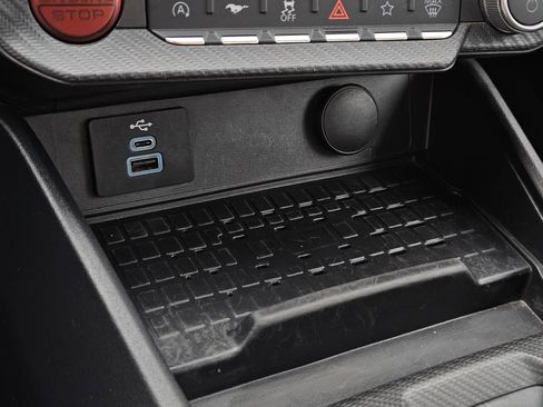 Used 2024 Ford Mustang Premium image 18