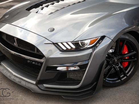 Used 2021 Ford Mustang Shelby GT500 w/ Technology Package image 5