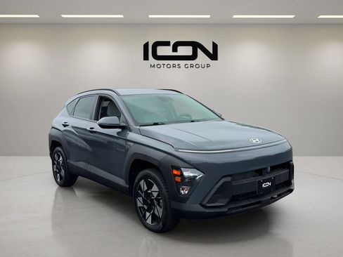 Used 2025 Hyundai Kona SEL AWD/4WD image 7