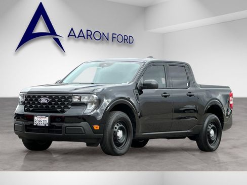 Used 2025 Ford Maverick XL FWD image 2
