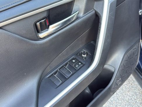 Used 2019 Toyota RAV4 XSE image 9