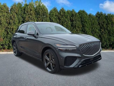 Used 2023 Genesis GV70 2.5T w/ Sport Prestige Package AWD/4WD image 3